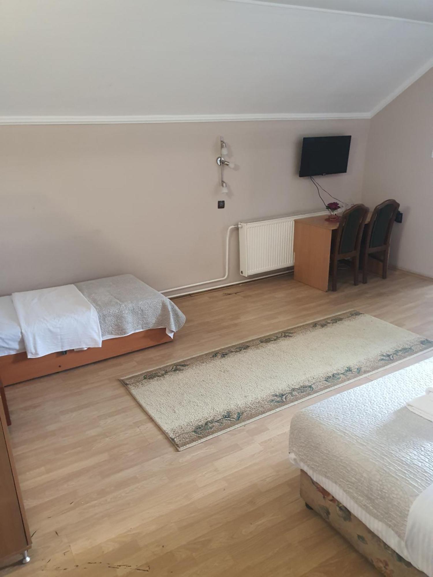Guest House Vila Bor Nowy Sad Zewnętrze zdjęcie