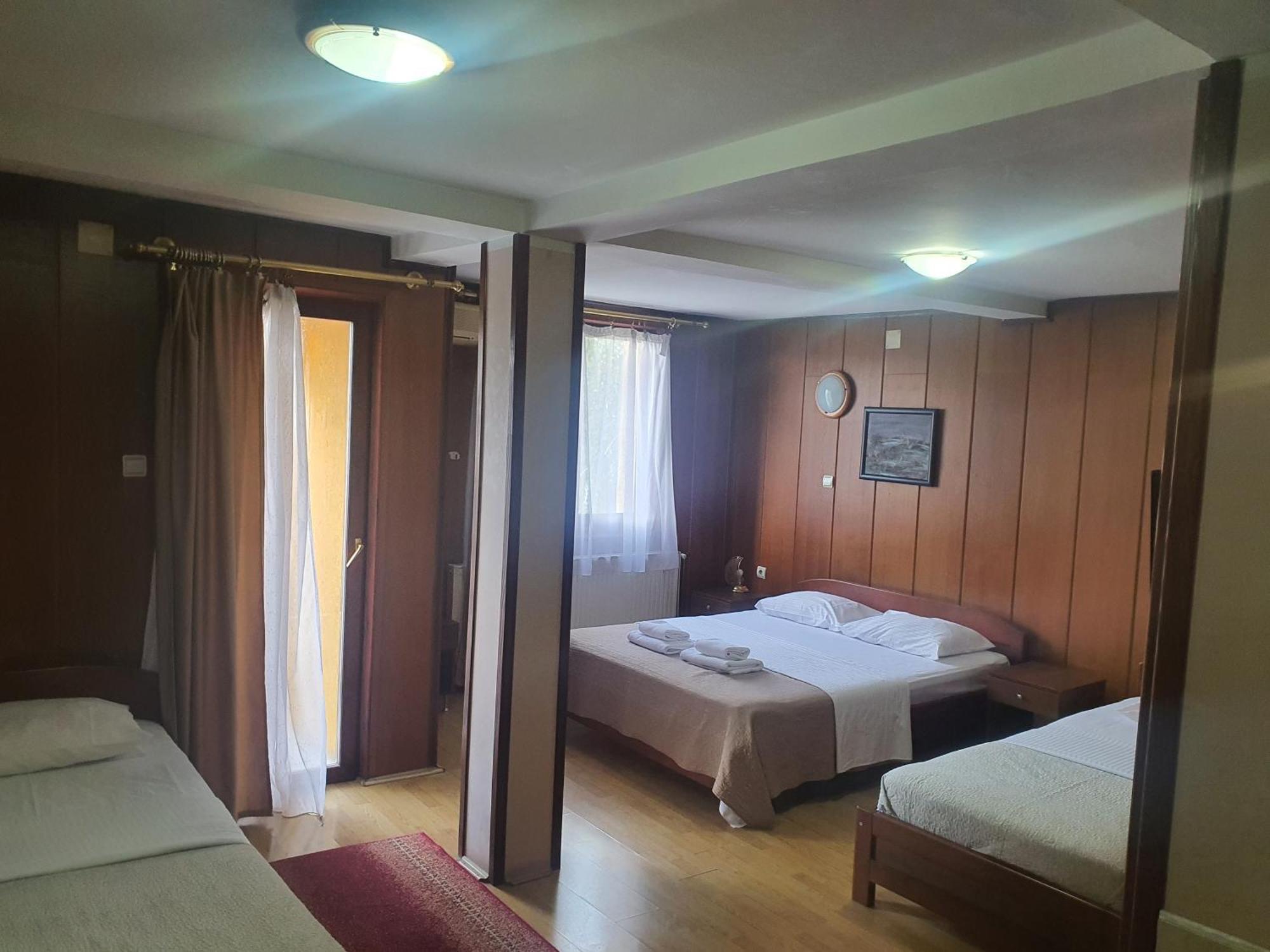 Guest House Vila Bor Nowy Sad Zewnętrze zdjęcie